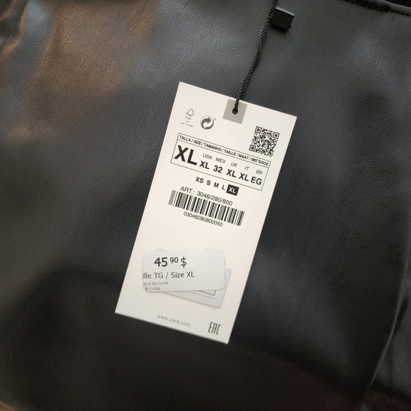 NWT Zara Faux Leather Mini Skirt - Picture 3 of 4